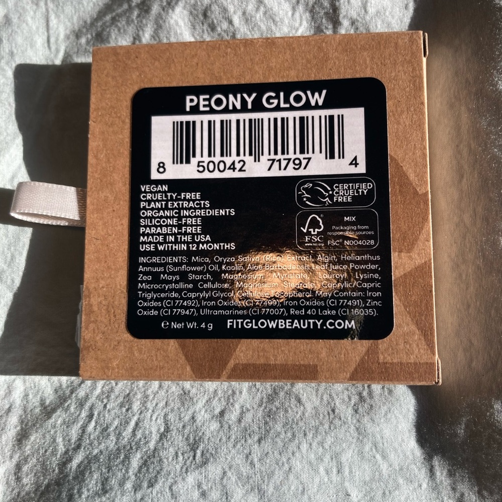 Fitglow Beauty Multi-Use Powder- NEW - Picture 2 of 3